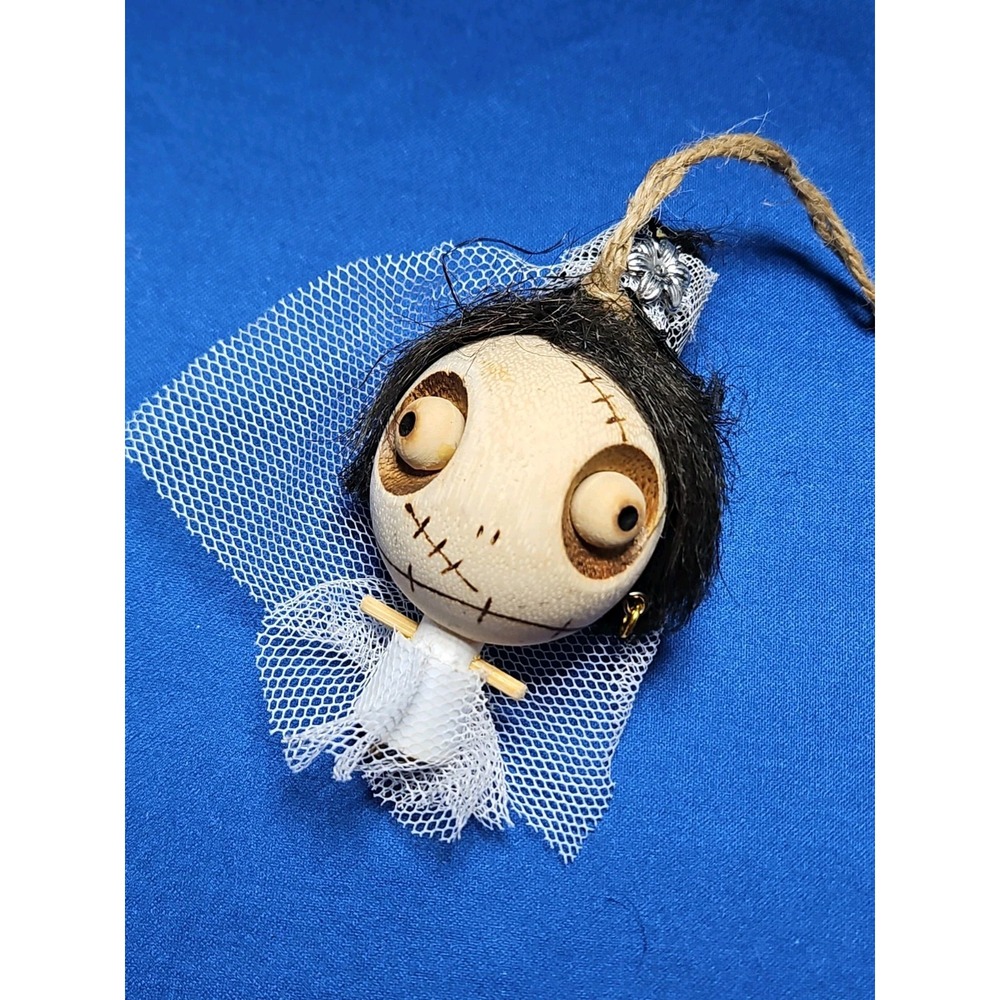 Pier 1 Crazy Head Bride Halloween Wooden Ornament Vintage 4" Wedding Gothic